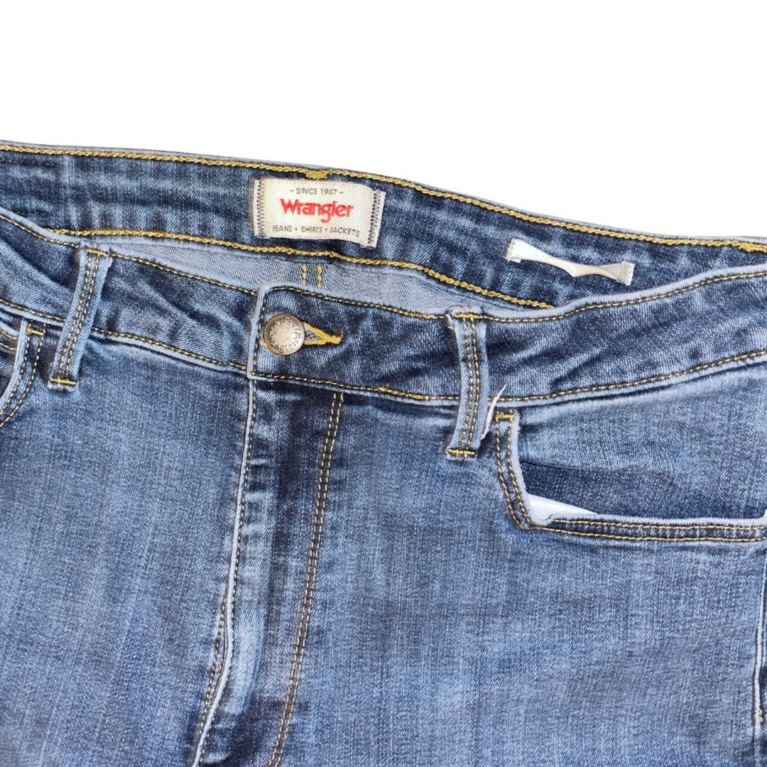 Wrangler Women Bold Boot Denim Jeans High Rise Size 34 Long