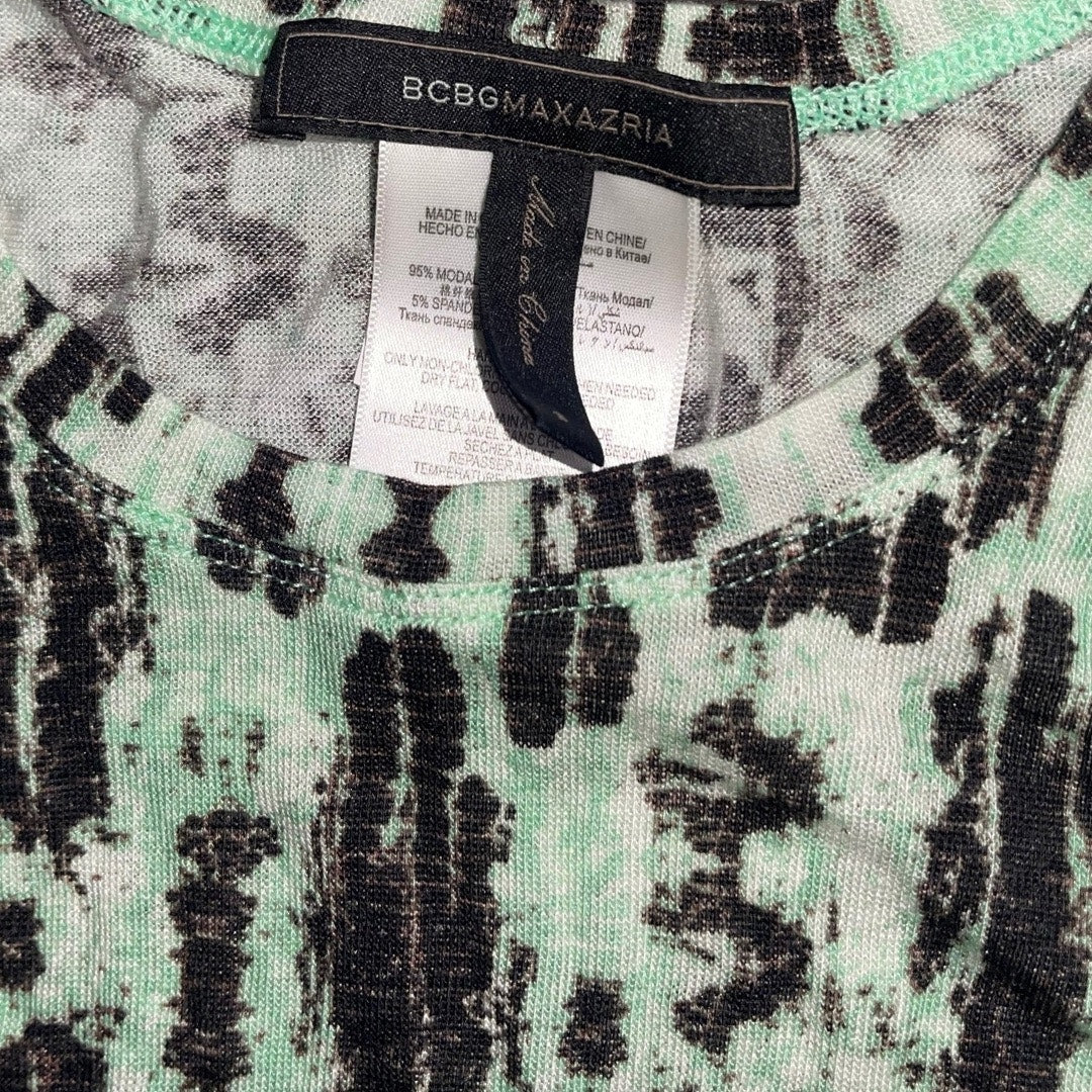 BCBGMAXAZRIA Long Sleeve Printed Shirt Green Top Blouse Light Sheer Size Small