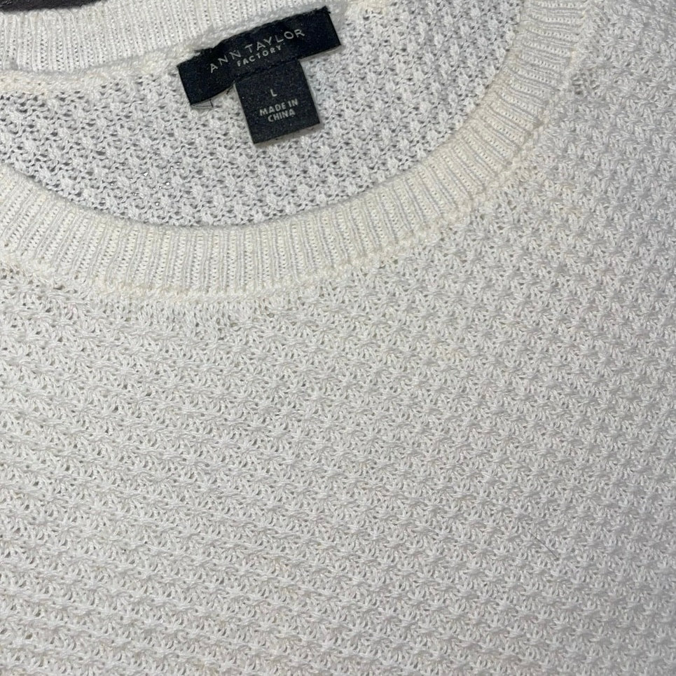 Ann Taylor Factory Ivory Button Trim Long SLeeve Waffle Knit Sweater Size Large