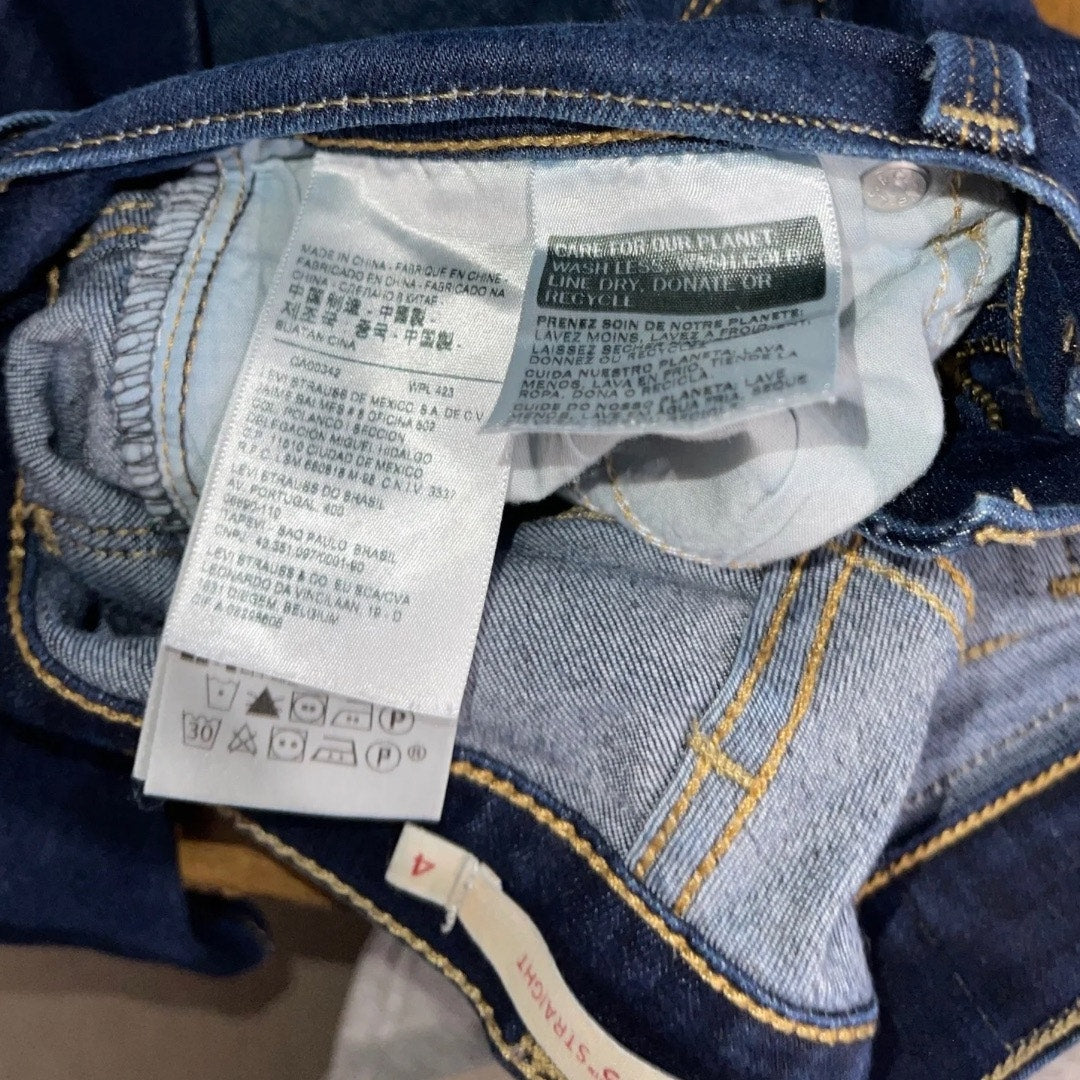 Women Dark Blue Wash 505 Levi's Straight Leg Size 4