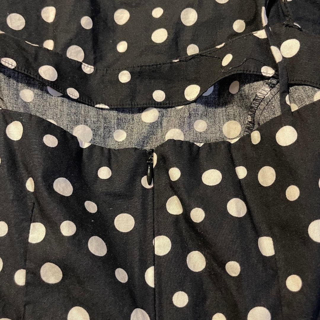 White House Black Market Mable Polka Dot Fit & Flare mini Dress Spaghetti Straps Size 2