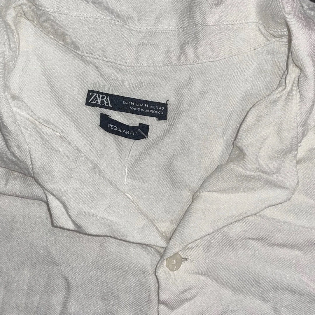 Zara women's Button up short sleeve collar shirt blouse regular fit size medium