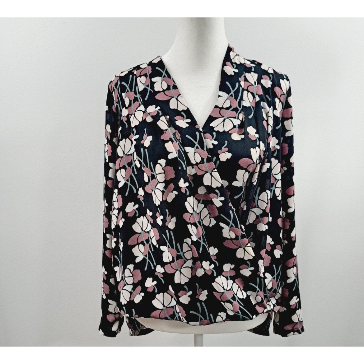 Ann Taylor floral faux wrapped long sleeve blouse size medium career office