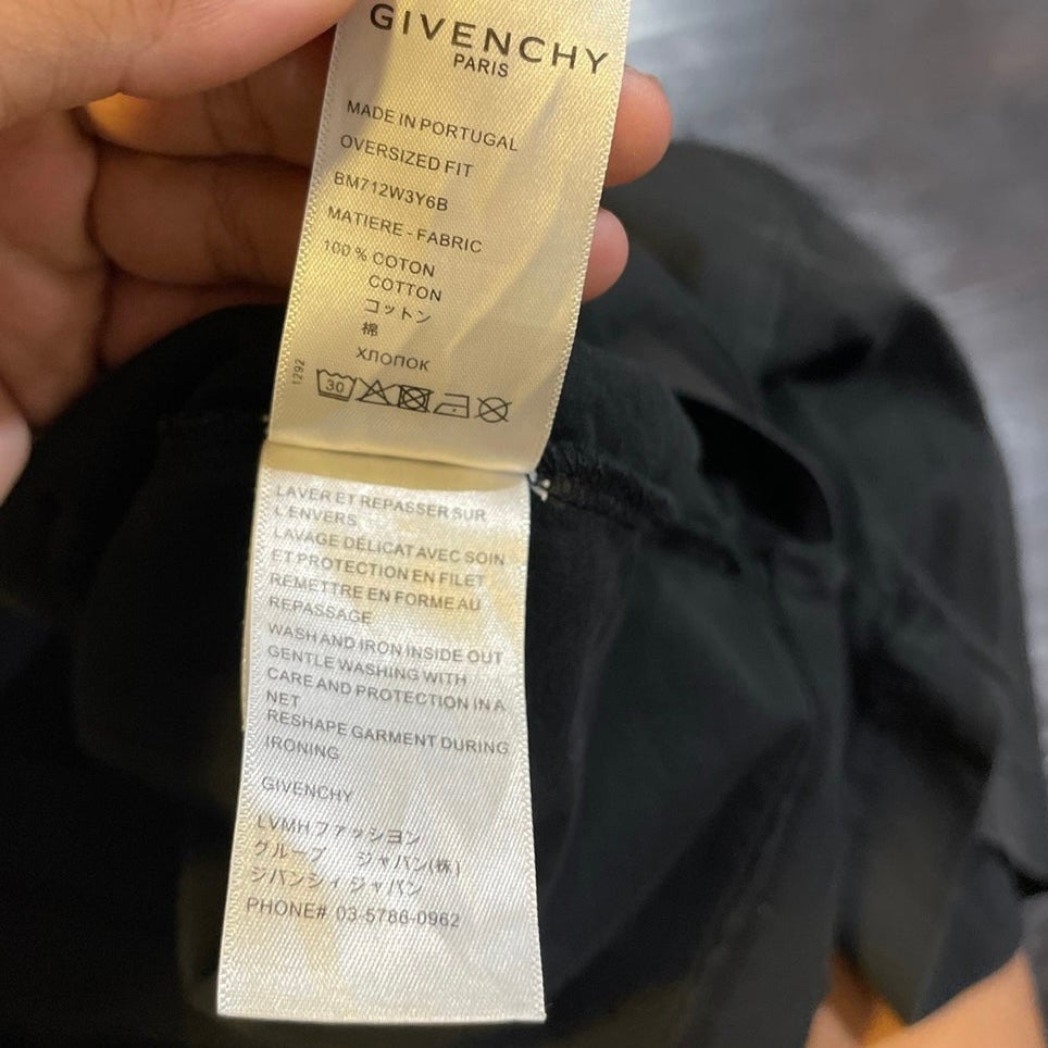 Givenchy 4G Embroidered Logo Crewneck T-Shirt SZ XS Luxury Streetwear Forward