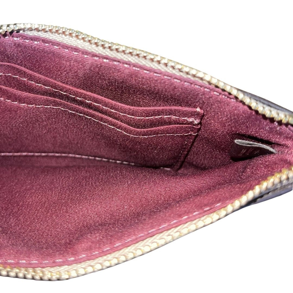 Coach Corner Zip Wristlet Wallet Purse Leather Classic Elegant accessory