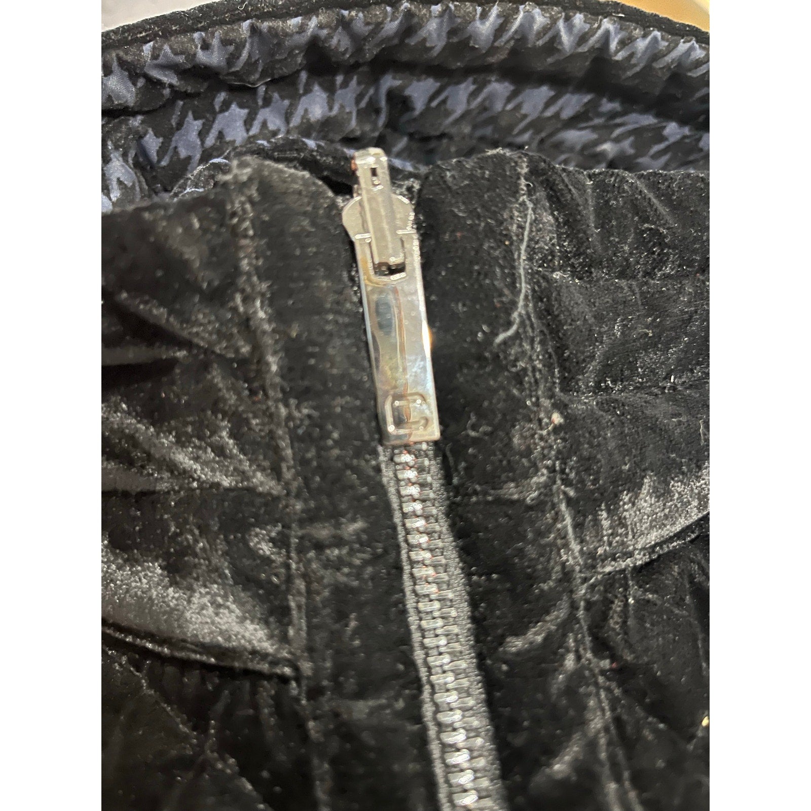 Chicos Black Quilted Velour Reversible Full Zip Mock Neck Vest Equestrian Chic