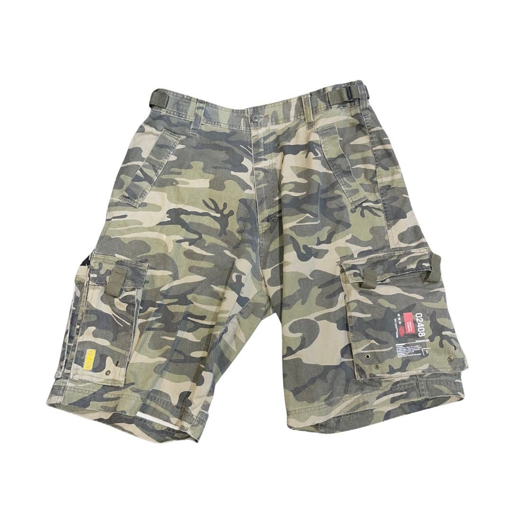 RRJ Outfitters Camouflage Cargo Shorts 90s Y2K outdoors Streetwear Utility SZ 36