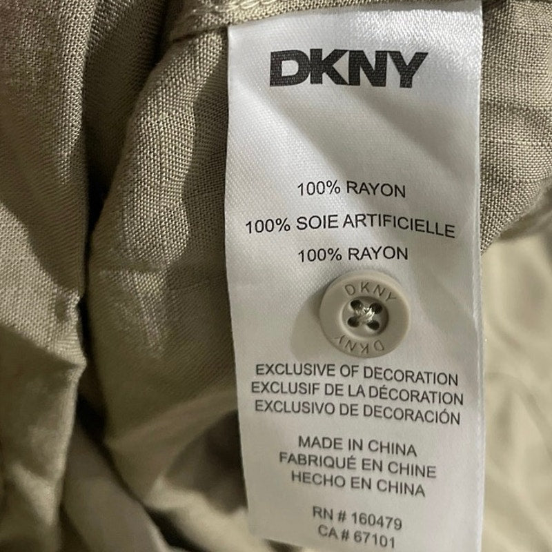 DKNY Boxy Button up Short Sleeve Camp Shirt Size Large Streetwear 90s Y2K