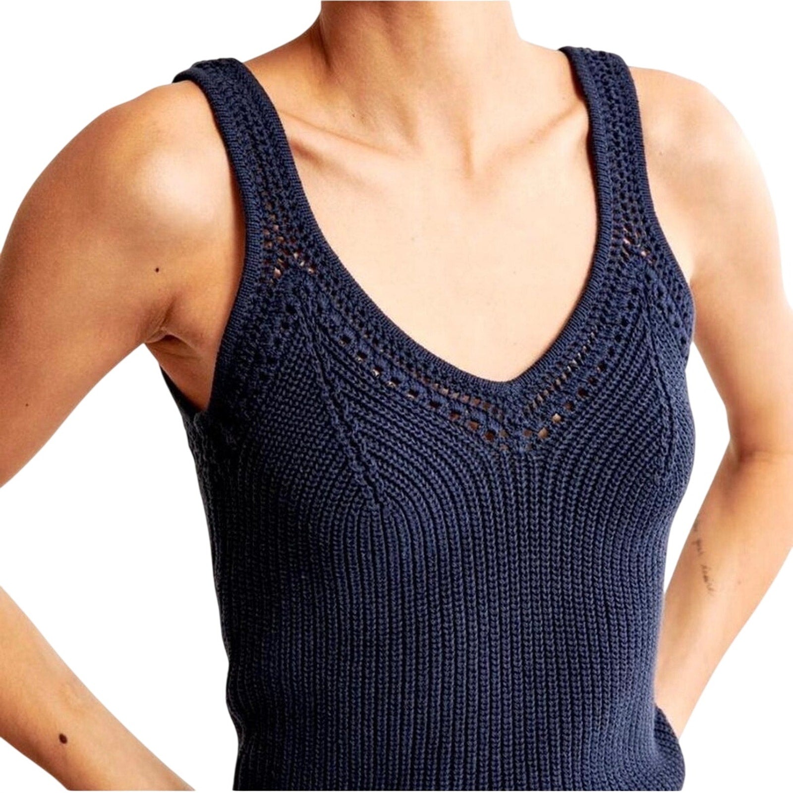 Abercrombie & Fitch V-Necke Pointelle Knit Sweater Tank SZ Medium Boho Chic Y2K
