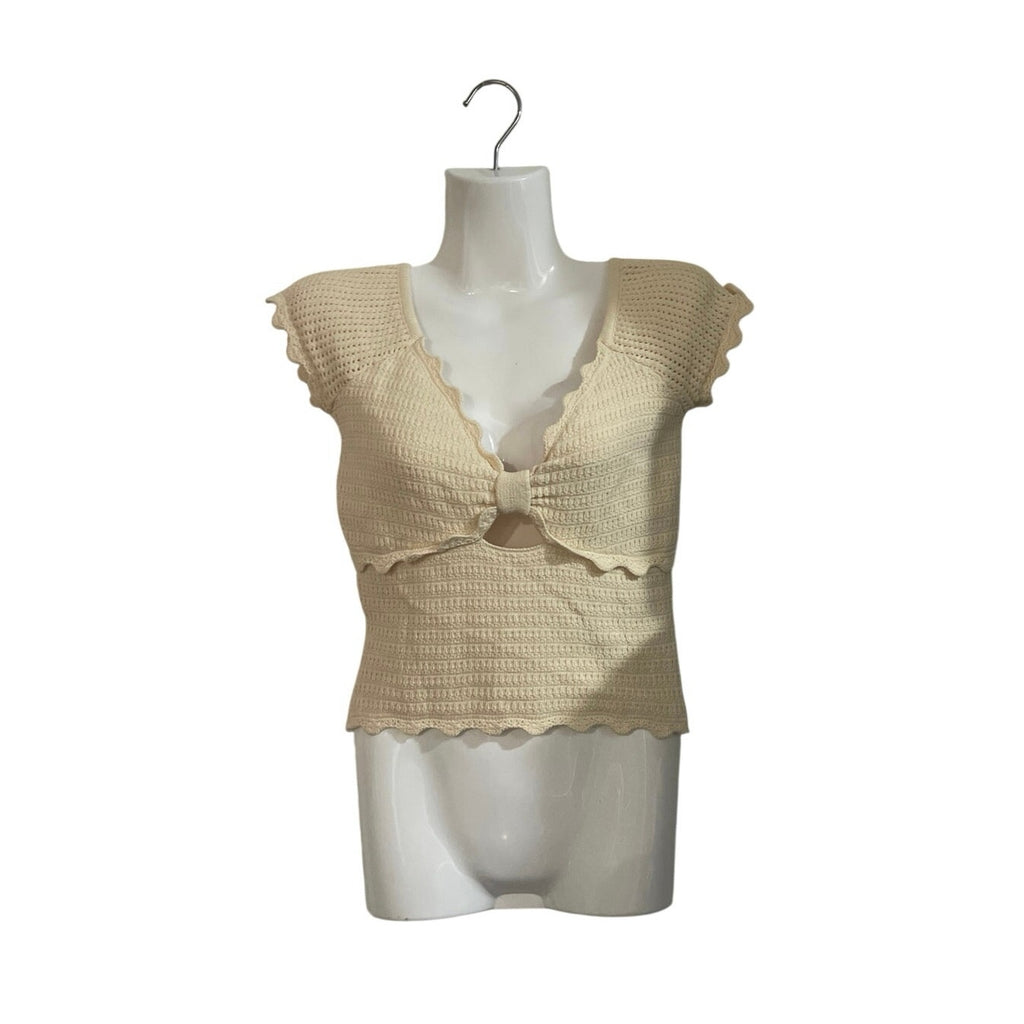 ASTR the Label Becker Scalloped Crochet Knit Front Cutout Top SZ S Festival Boho
