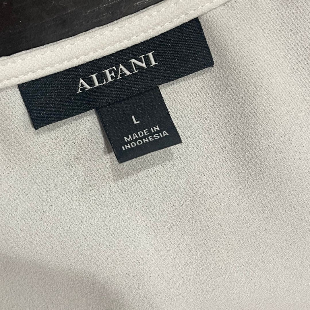 Alfani White Faux Wrap Blouse Flutter Sleeves Size Large Career Office Preppy