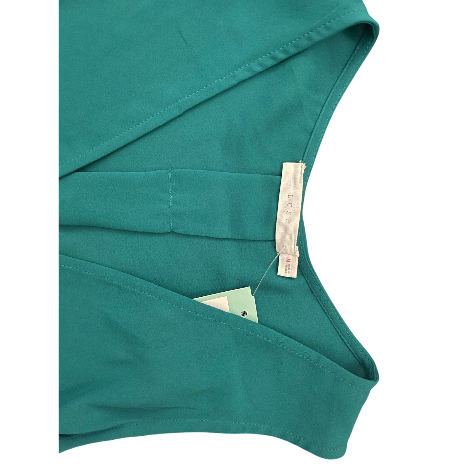 Lush Casady-Surplice Blouse envelope wrap style green size M
