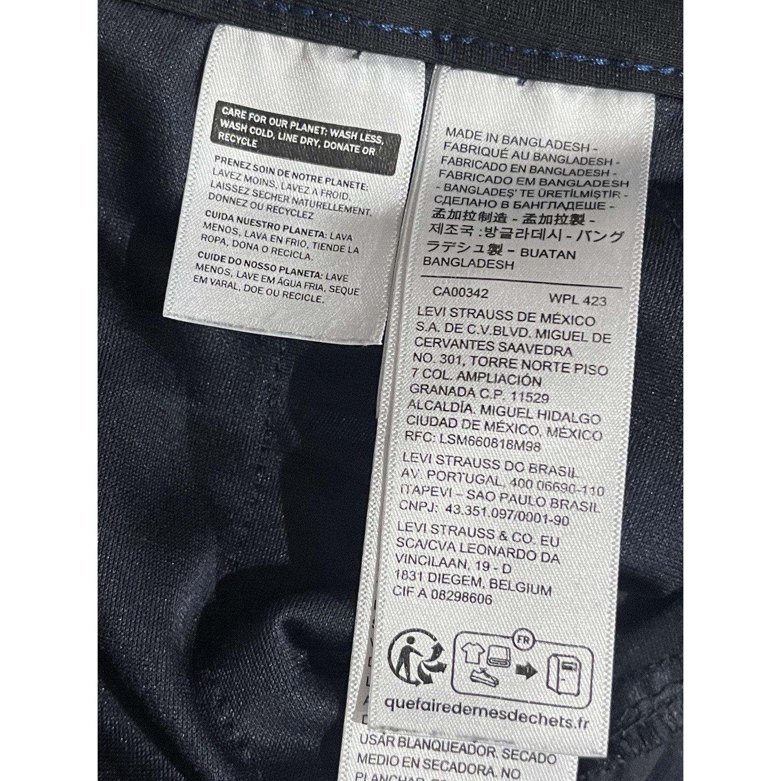 Levi Strauss XX Chino Standard Taper Tech Pants Size 33 Performance Wrinkle Free