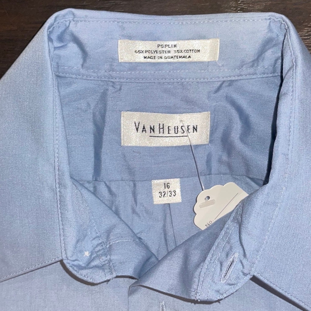 Van Heusen Blue Button up collar dress shirt long sleeve Career preppy