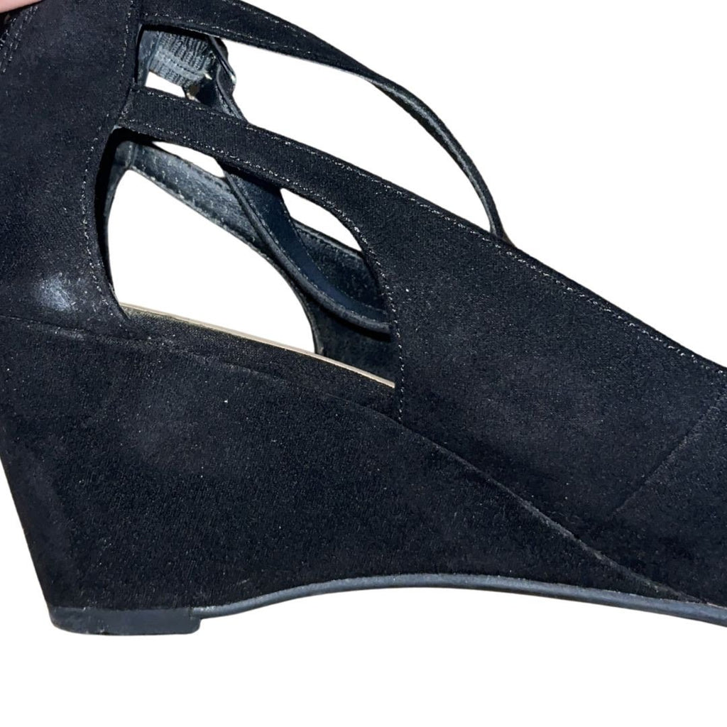 American Rag Amiley Cut Out Wedges Closed Toe Ankle Strap Size 8.5 Faux Suede