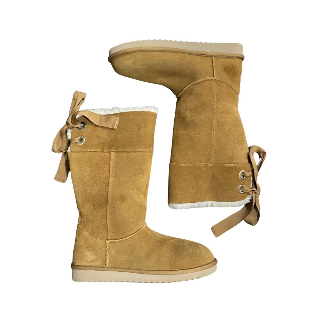 Koolaburra by UGG Andrah Tall Chestnut Suede Boots Lace up Size 10 Sheepfur NWOT
