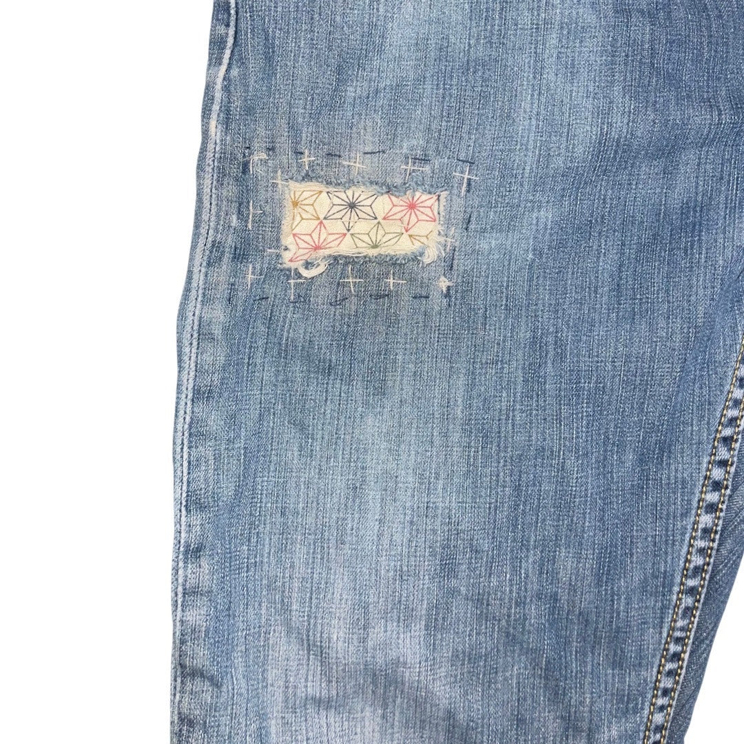 Levi's Women Upcycled Patch Denim Jeans Size 33x32 Straight leg Hippie Indie Y2K