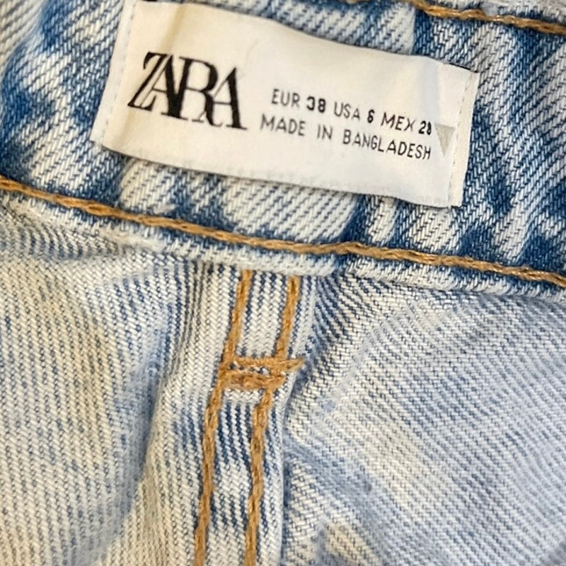 Zara Light Wash High Rise Taper Denim Jeans SZ 8 Vintage Inspired Acid Wash 90s