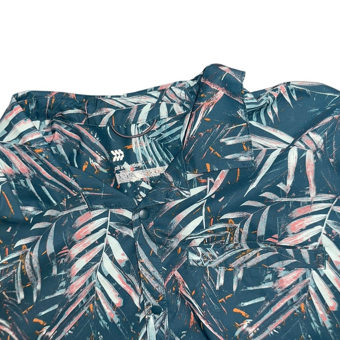 All in Motion Hawaiian Luau Collar button up short sleeve