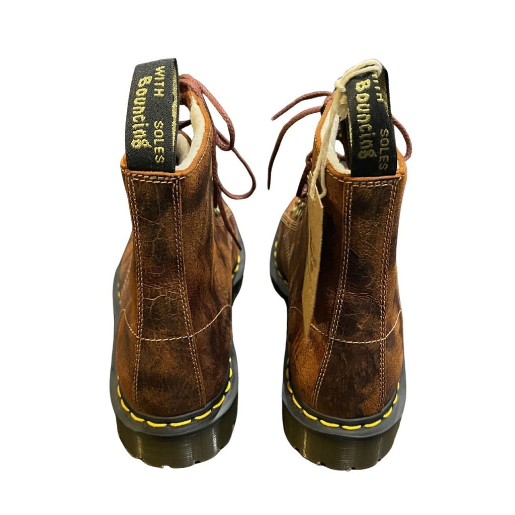 Dr. Martens Airwair Made in England Barton Leather Boots SZ M 9 W 10 NWT Combat