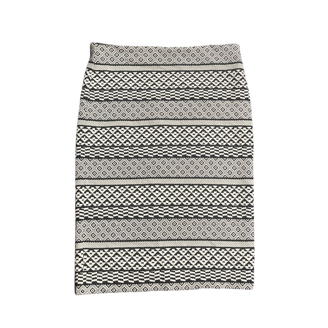 H& M Aztec Tribal Geometric Pull on Pencil Skirts Size Medium Career Chic NWT