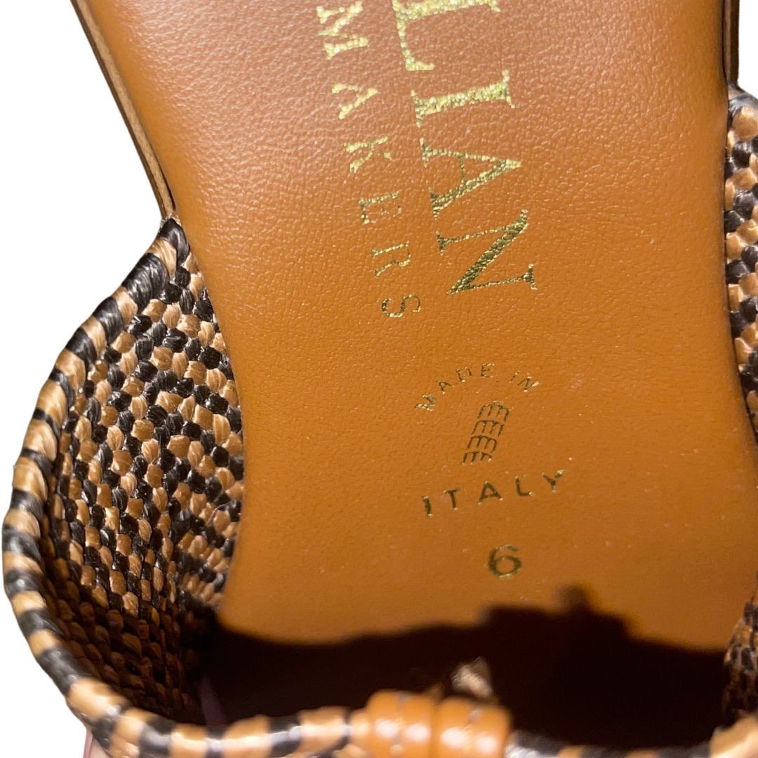 Italian Shoemaker Layna Thong Sandals Fabric T-Stap Size 6 Made in Italy Slip-on