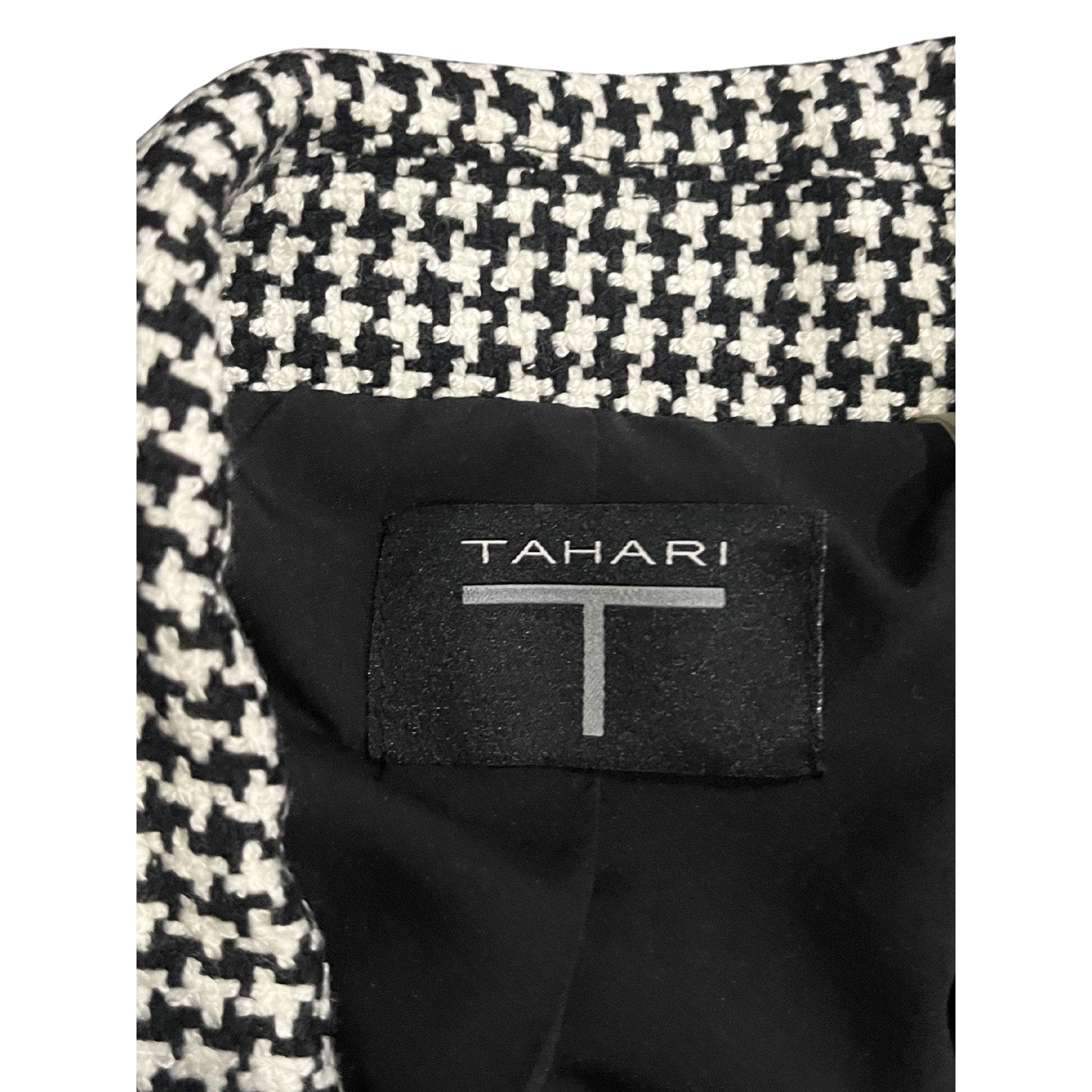 Tahari Houndstooth Single Button Front Blazer Size 6 NWT Career Office Elegant