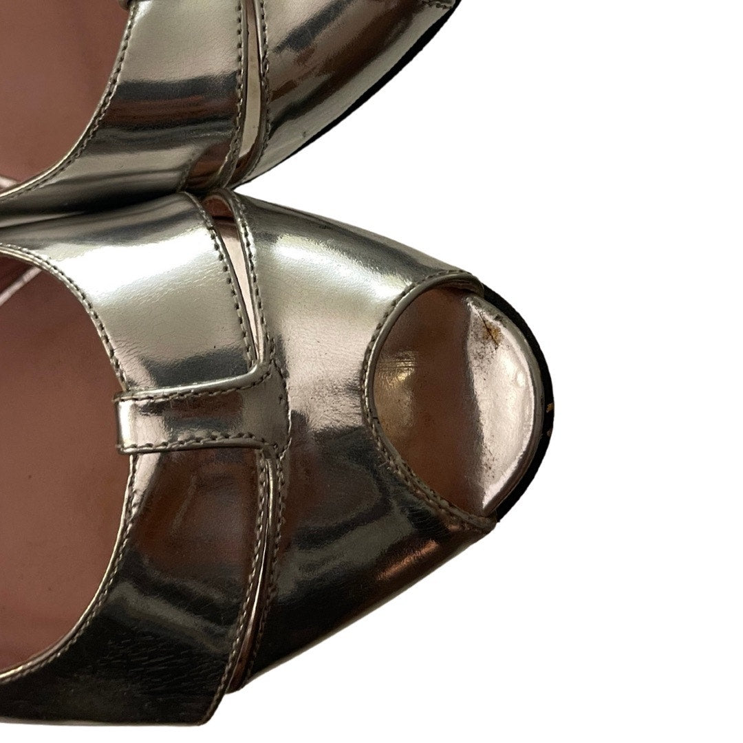 Isaac Mizrahi Silver Peep Toe Flats Patent Leather Size 7 Made in Italy Ballerina