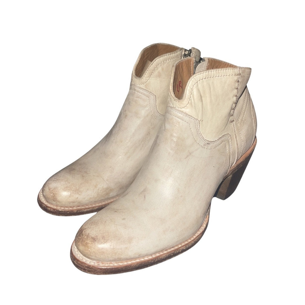 Lucchese Western Ankle Booties Distressed White Cream Leather 7.5 Cowgirl NWOB