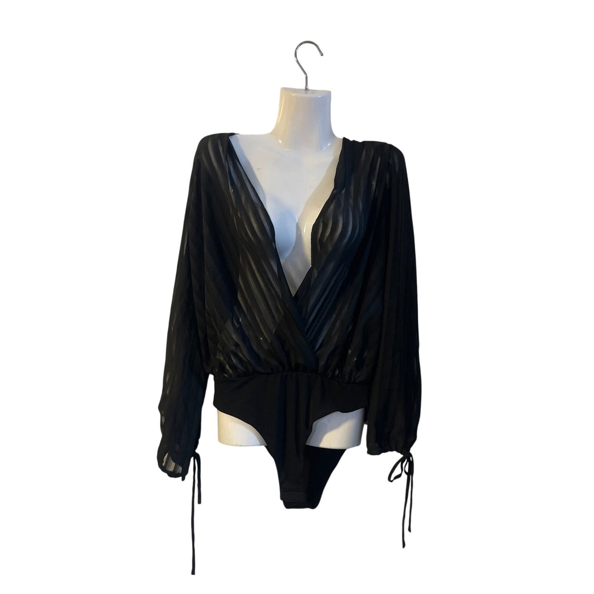 Forever 21 Black Sheer V-Neck Long Sleeve Bodysuit Faux Wrap Front SZ M Party NW