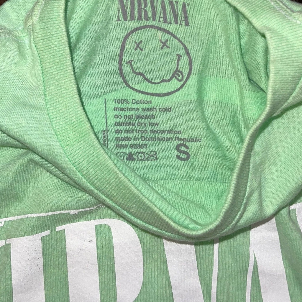 Nirvana T-Shirt Green Rock Band  Graphic Tee Grunge Punk Size Small
