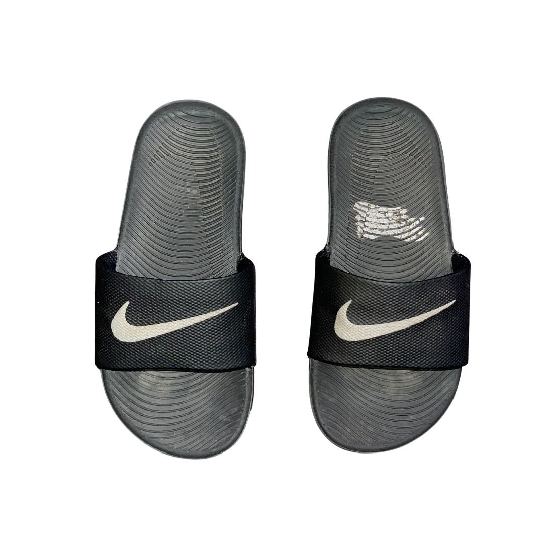 Nike Black Slides Flip Flop Sandals Youth Size 13 Unisex Kidscore
