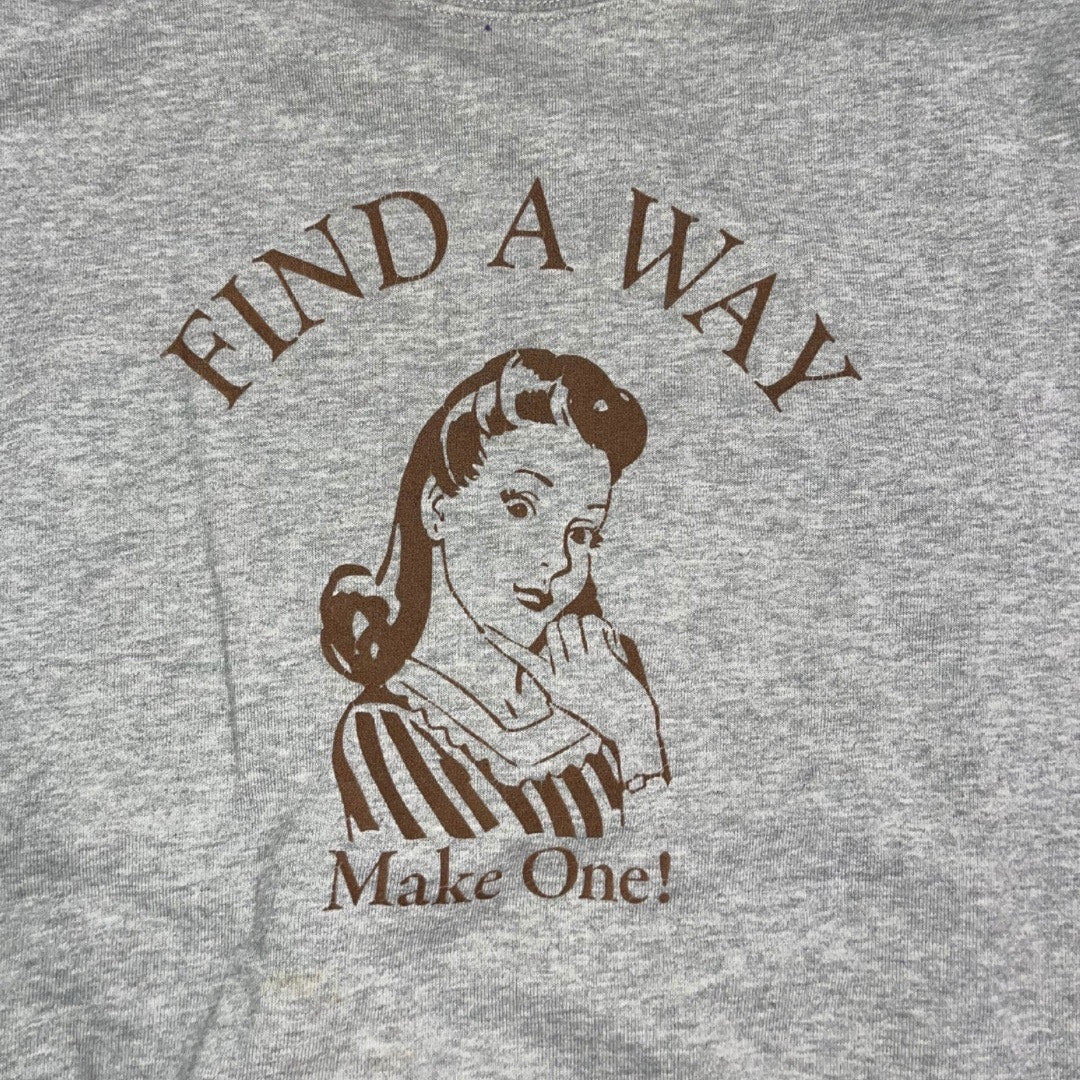 WHO.A.U California Crewneck Graphic Sweater Find a way Make one Medium cozywear