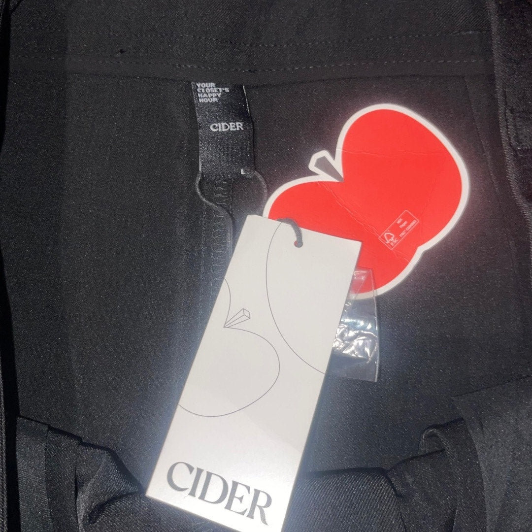 NWT CIDER MID WAIST PLEATED POCKET WIDE LEG PANTS CURVE & PLUS