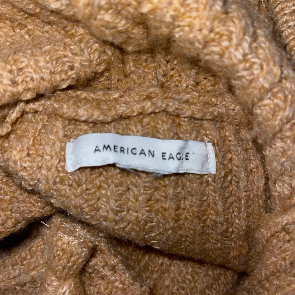 American Eagle Oversized Chunky knit Pullover Hooded Sweater Kangaroo Pocket