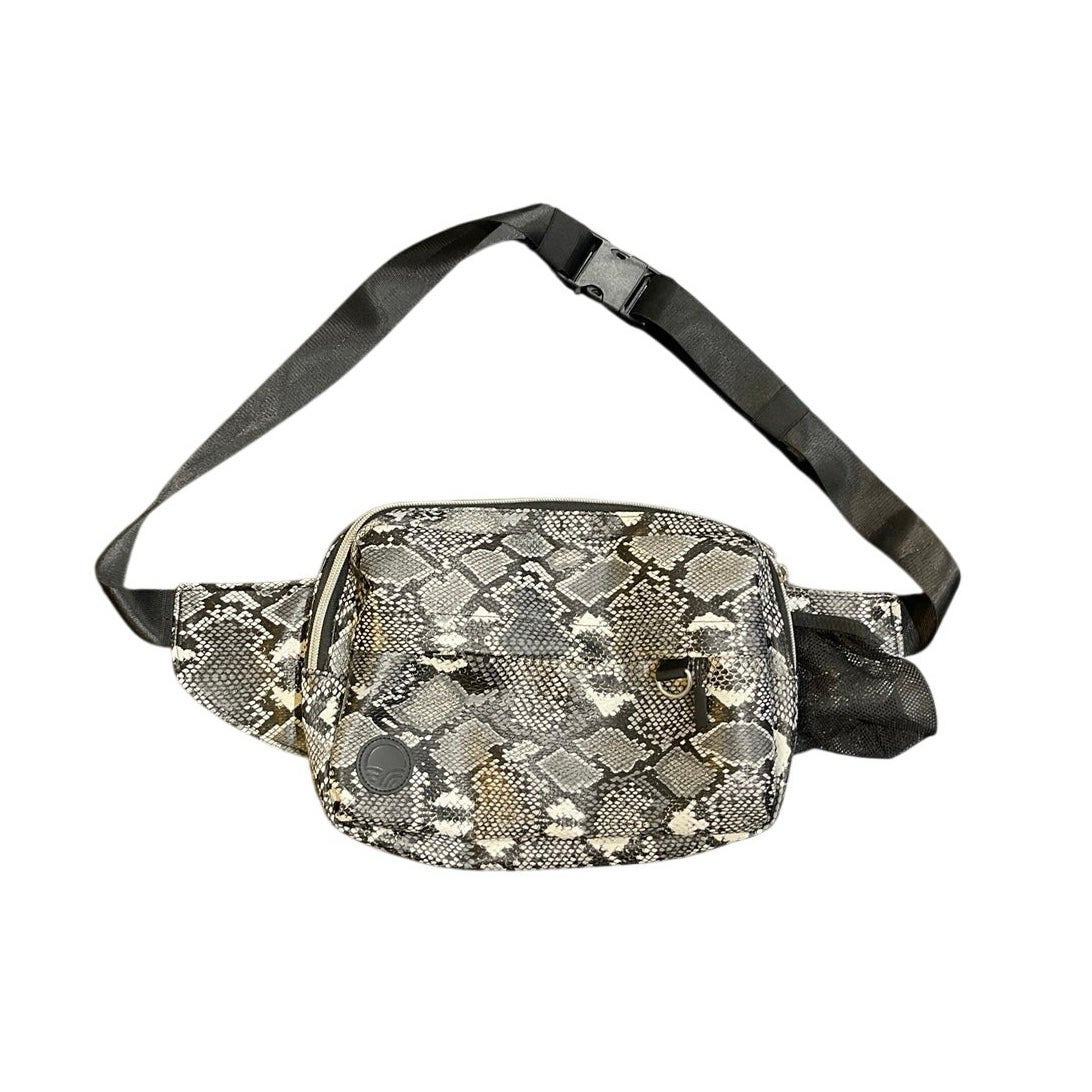TushBaby Snakeskin Print The Pack Crossbody Fanny Pack Diaper Waist Bag