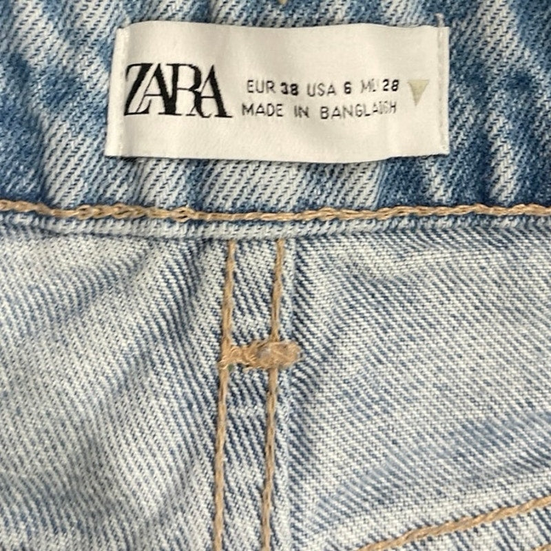Zara Light Wash Straight Leg Denim Jeans Size 6 Side Split Hems 90s VTG Inspired