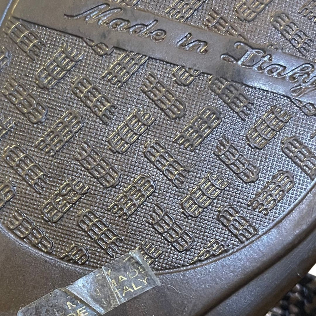 Italian Shoemaker Layna Thong Sandals Fabric T-Stap Size 6 Made in Italy Slip-on