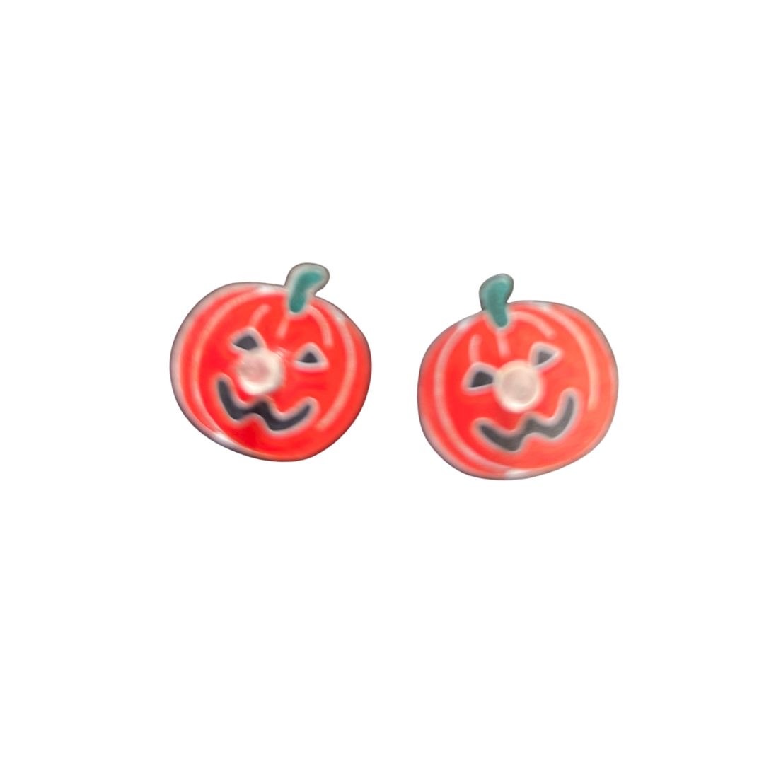 Pumpkin stud earrings