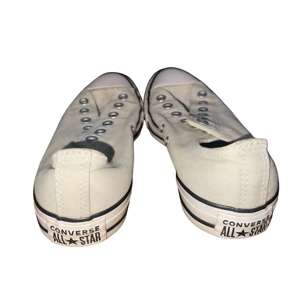 Women's White Converse Chuck Taylor All Star Low-Top Sneakers Size 8