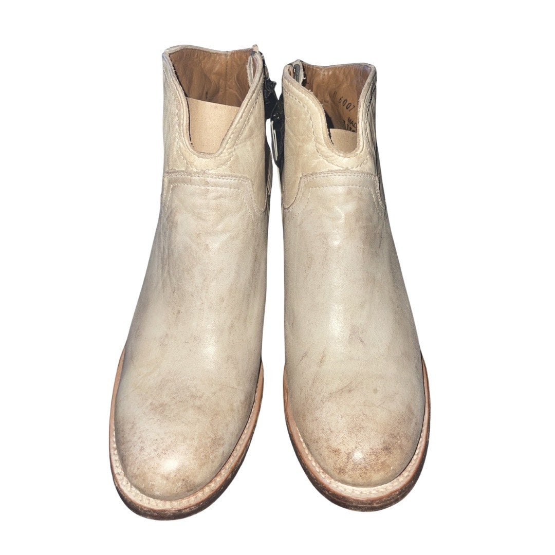 Lucchese Western Ankle Booties Distressed White Cream Leather 7.5 Cowgirl NWOB