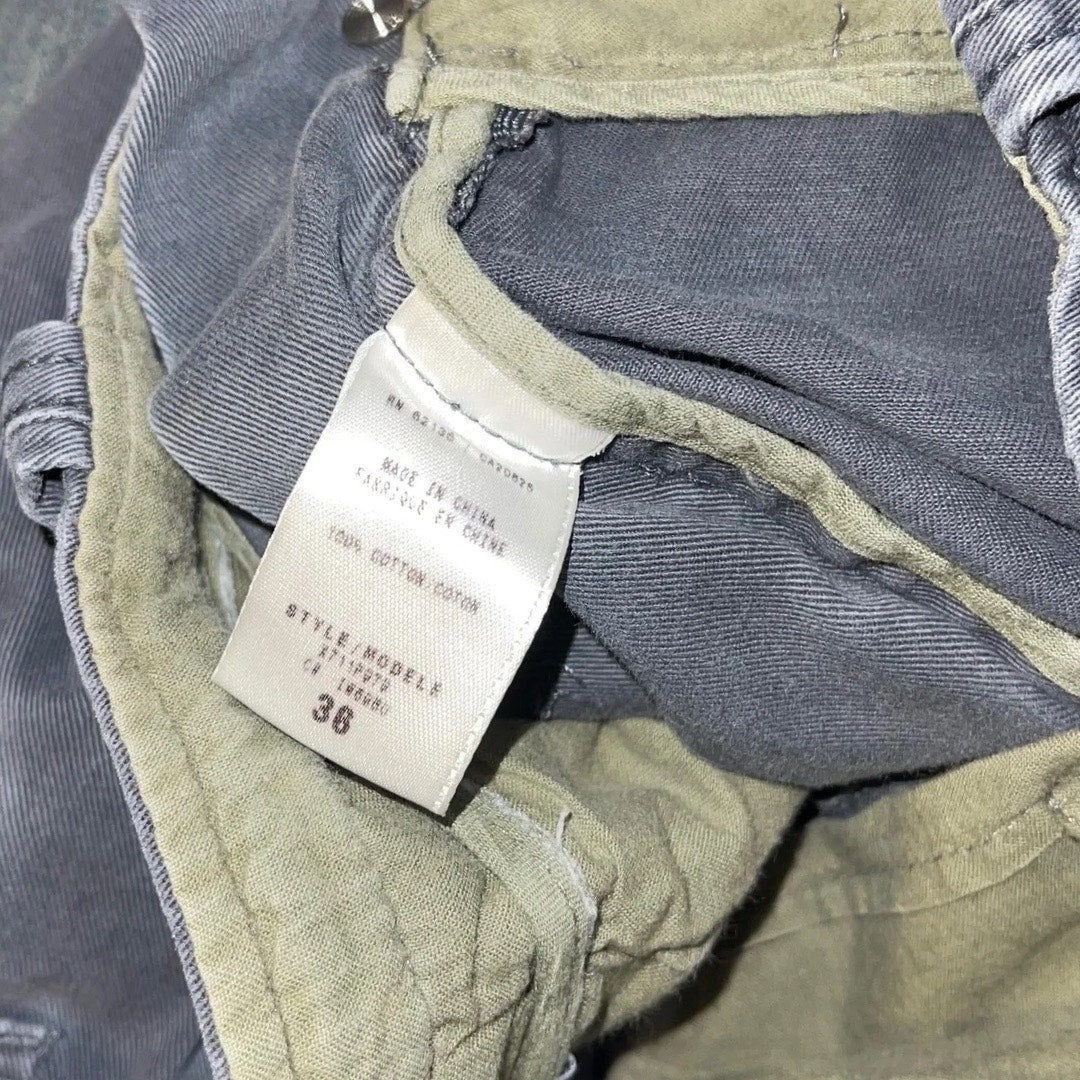Guess early 2000's Men's Cargo Chino Shorts Y2K Size 38
