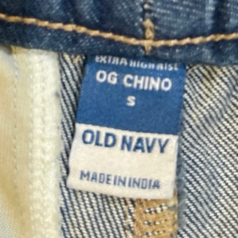 Old Navy Extra High Waist OG Chino Pleated Denim Jean Mom Shorts SZ S Retro NWT