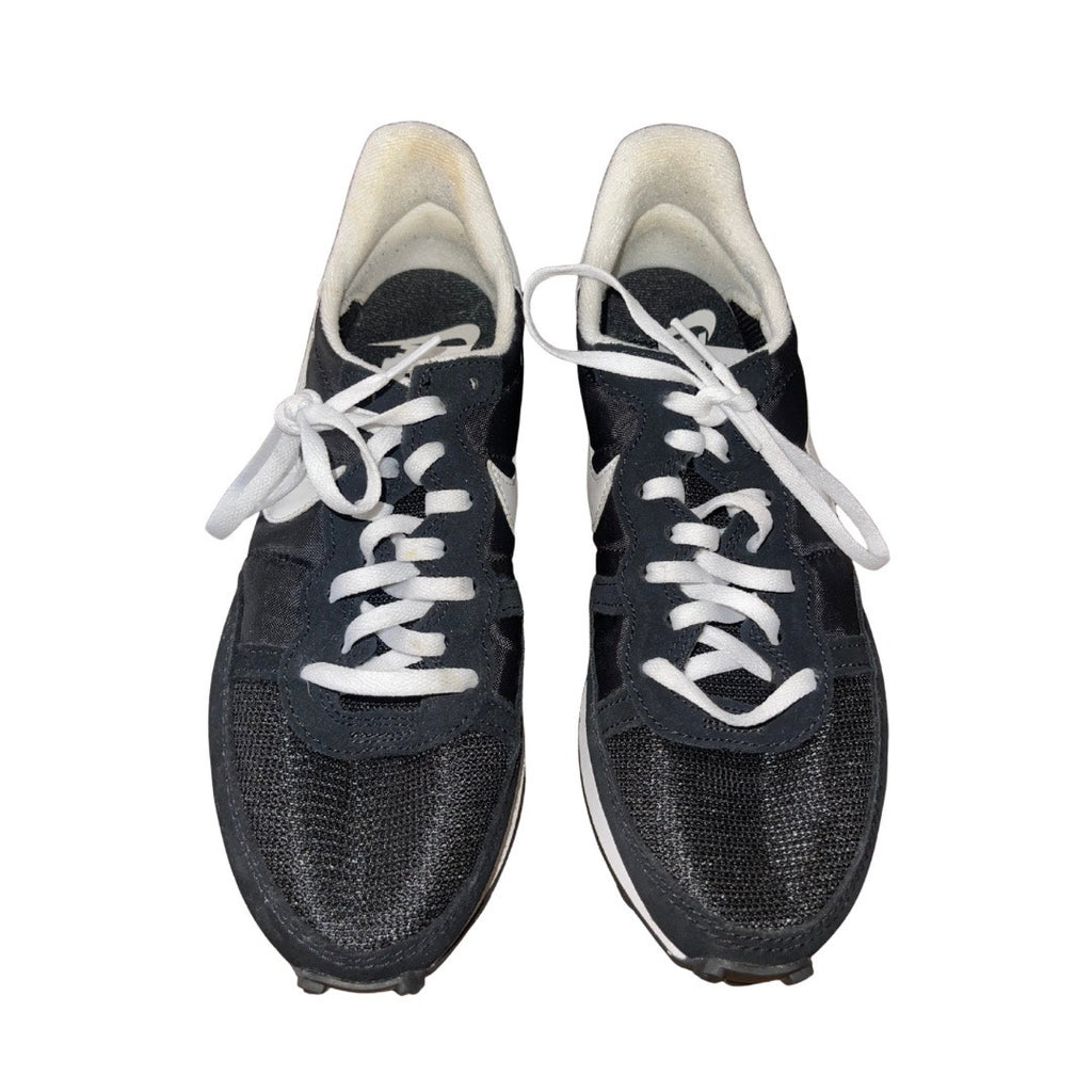 Nike Challenger OG Running Sneakers Black White Women Size 7 Athletic Sports