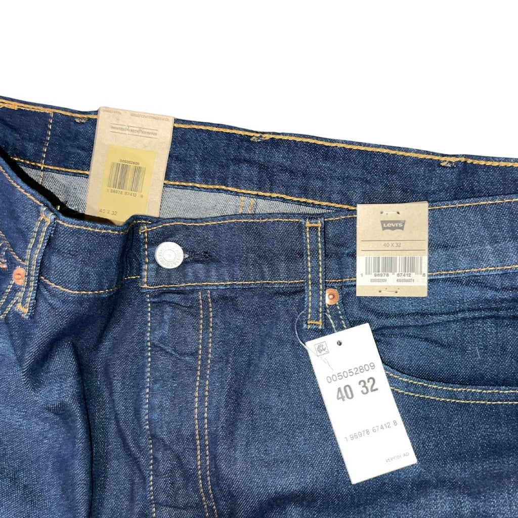 Men Levi's 505 Regular Fit Straight Leg Jeans Size 40x32 NWT Cotton Casual NWT