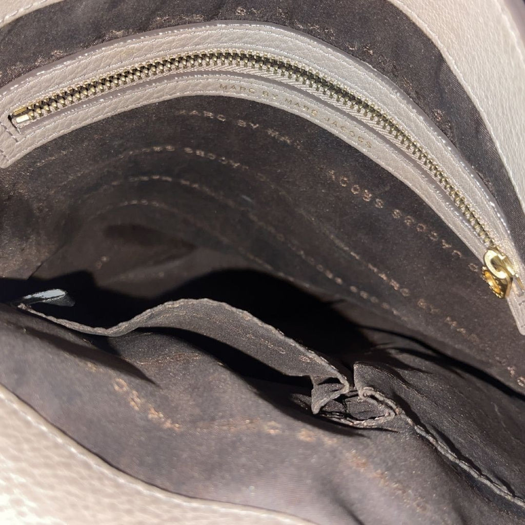 Marc by Marc Jacobs Q Hillier Leather Convertible Crossbody Hobo Shoulder Bag