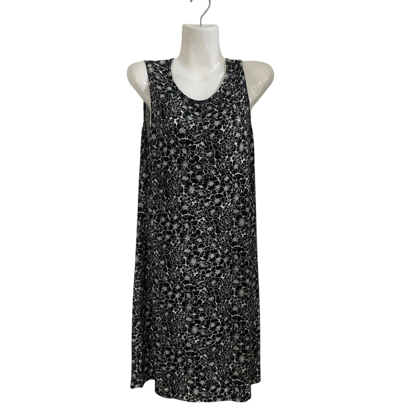 Merona Black White Floral Sleeveless Classic Shift Dress SZ Medium Brunch Casual