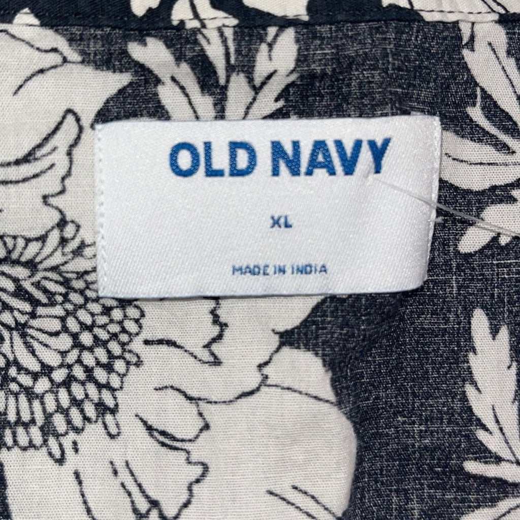Old Navy Hawaiian Short Sleeve Shirt Size XL Resort Beach Vacation Summer