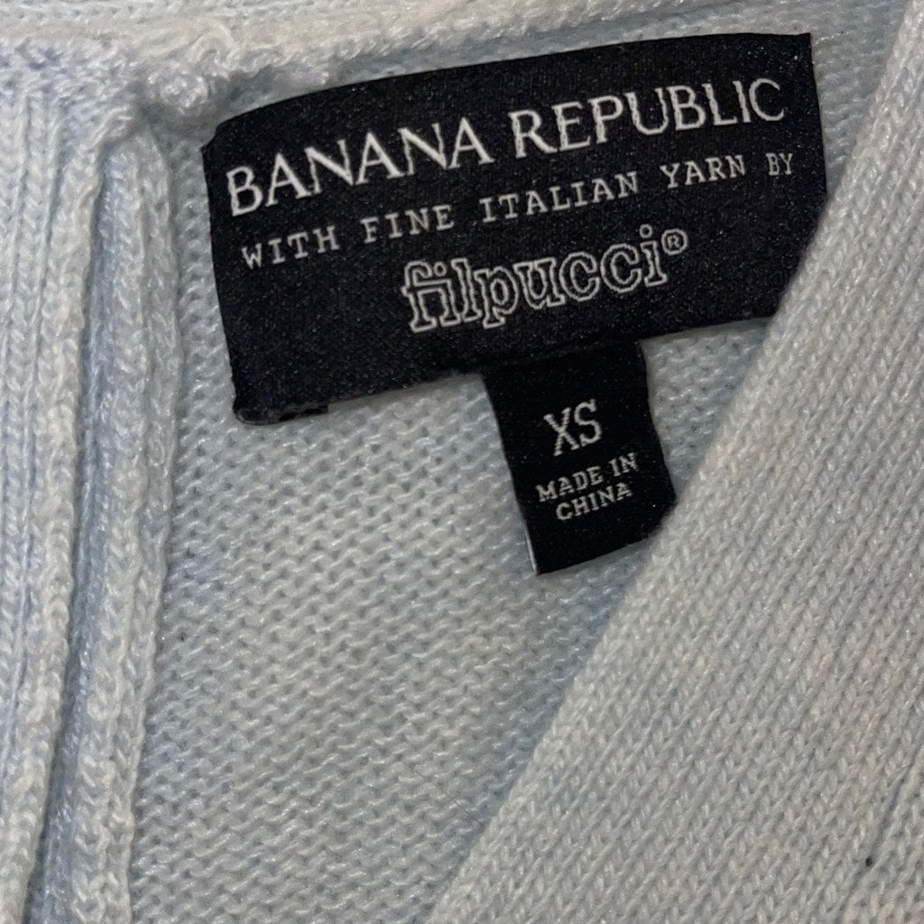 Banana Republic Sky Blue Fine Italian Yarn V-neck Sweater Back Buttons Blend Size XS