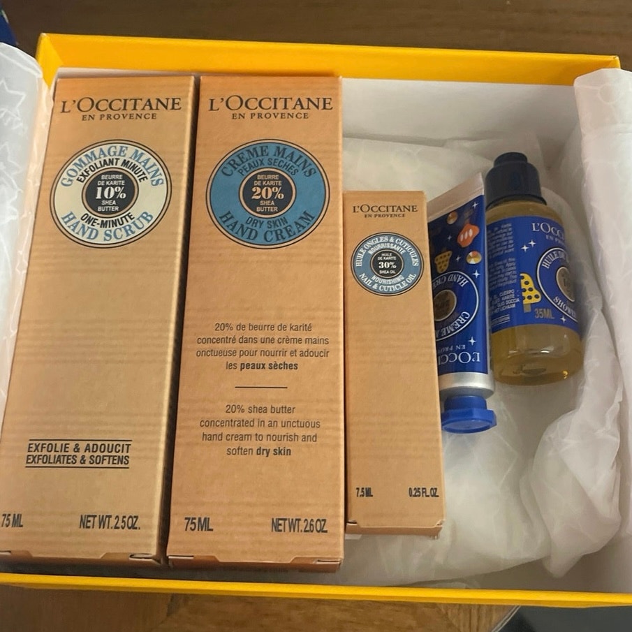 L'Occitane Gift Set Box w/ Hand Cream Scrub Shower Nail Oil Beauty Care NEW